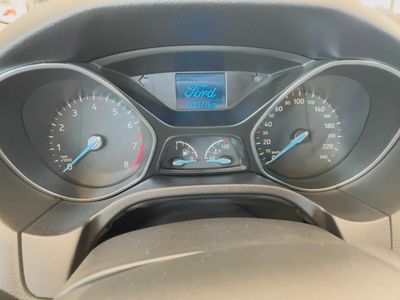 2015 Ford Focus TITANIUM, modrá, 70 500 km, dovoz SAE — foto 6 z 9