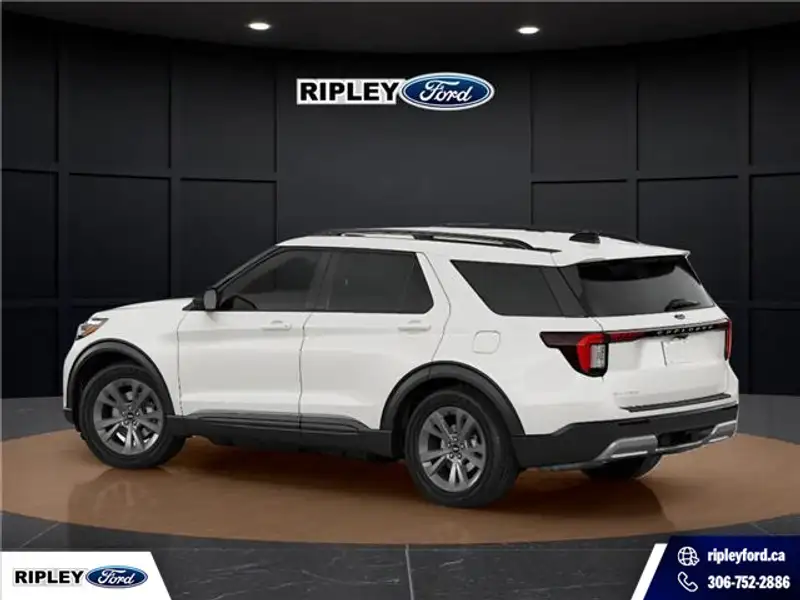 2027 Ford Explorer Active, bílá, 0 km, dovoz Kanada — foto 2 z 7
