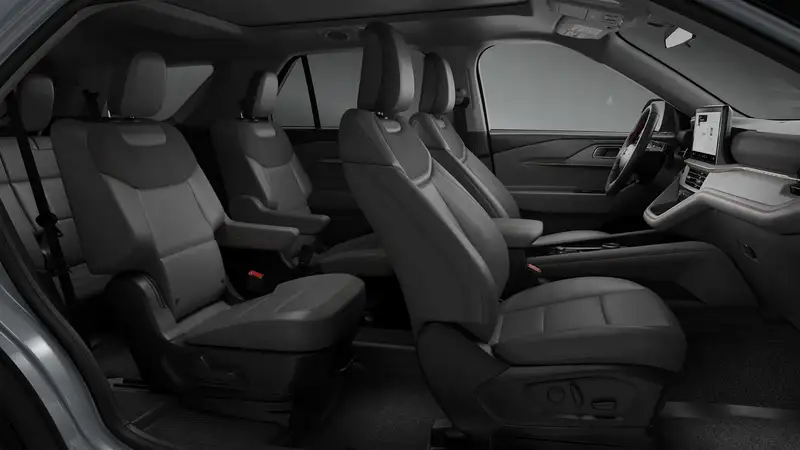 2026 Ford Explorer ACTIVE, bílá, 0 km, dovoz Kanada — foto 6 z 7