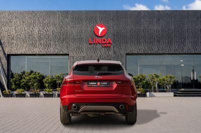 2021 Jaguar E-PACE SE, červená, 62 000 km, dovoz SAE — foto 4 z 16