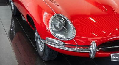 1967 Jaguar E-TYPE, červená, 80 105 km, dovoz SAE — foto 15 z 16
