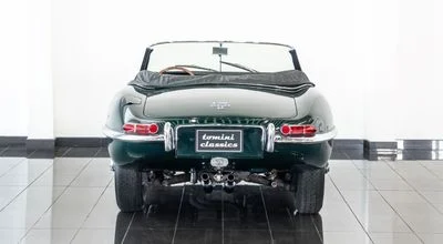 1967 Jaguar E-TYPE, zelená, 89 500 km, dovoz SAE — foto 3 z 16