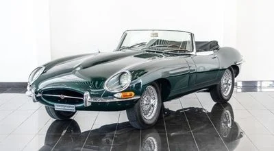 1967 Jaguar E-TYPE, zelená, 89 500 km, dovoz SAE — foto 4 z 16