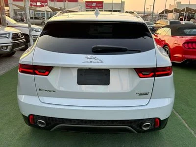 2018 Jaguar E-PACE S, bílá, 59 690 km, dovoz SAE — foto 4 z 16