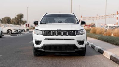 2020 Jeep Compass LONGITUDE, bílá, 65 000 km, dovoz SAE — foto 4 z 16