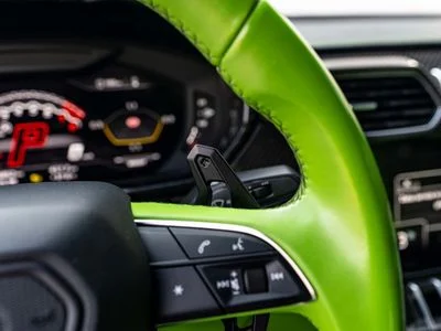 2021 Lamborghini Urus STD, černá, 46 852 km, dovoz SAE — foto 15 z 16