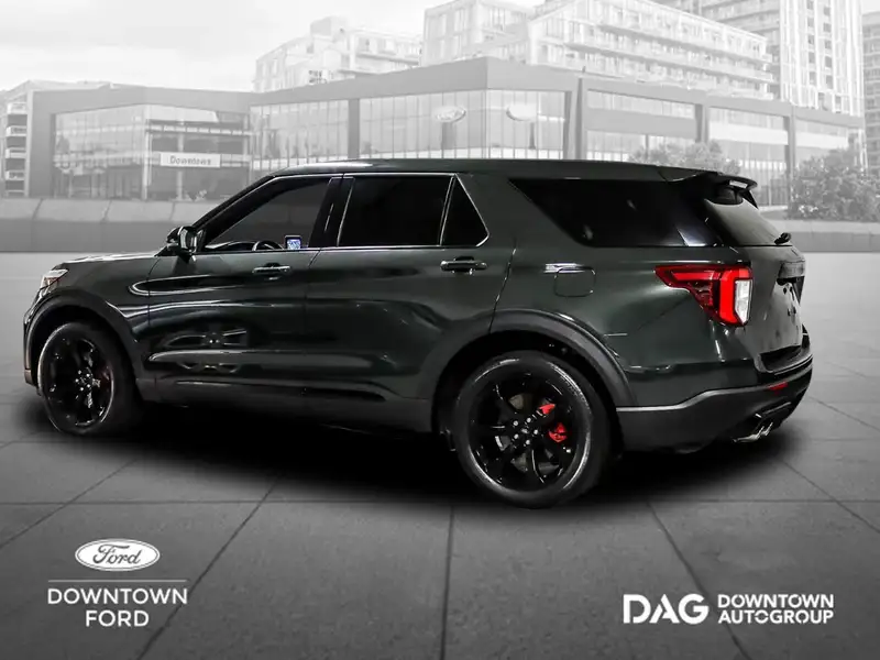 2022 Ford Explorer, šedá, 69 300 km, dovoz Kanada — foto 3 z 12