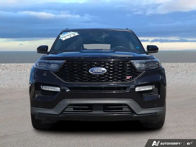 2022 Ford Explorer ST, černá, 125 668 km, dovoz Kanada — foto 2 z 12