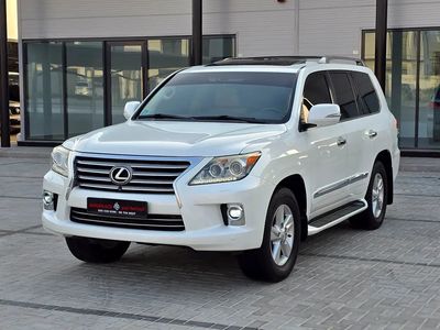 2014 Lexus LX570 TITANIUM, bílá, 267 000 km, dovoz SAE — foto 8 z 16