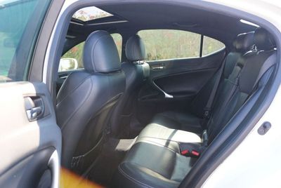 2012 Lexus IS300 PLATINUM, bílá, 300 000 km, dovoz SAE — foto 14 z 15