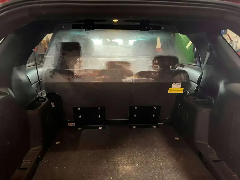 2013 Ford Explorer XLT, 86 122 km, dovoz Kanada — foto 3 z 12