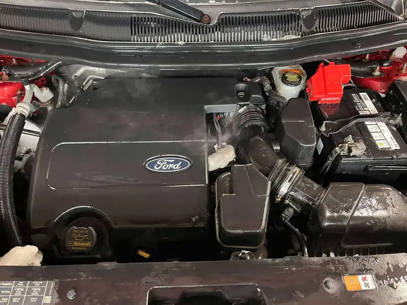 2013 Ford Explorer XLT, 86 122 km, dovoz Kanada — foto 4 z 12