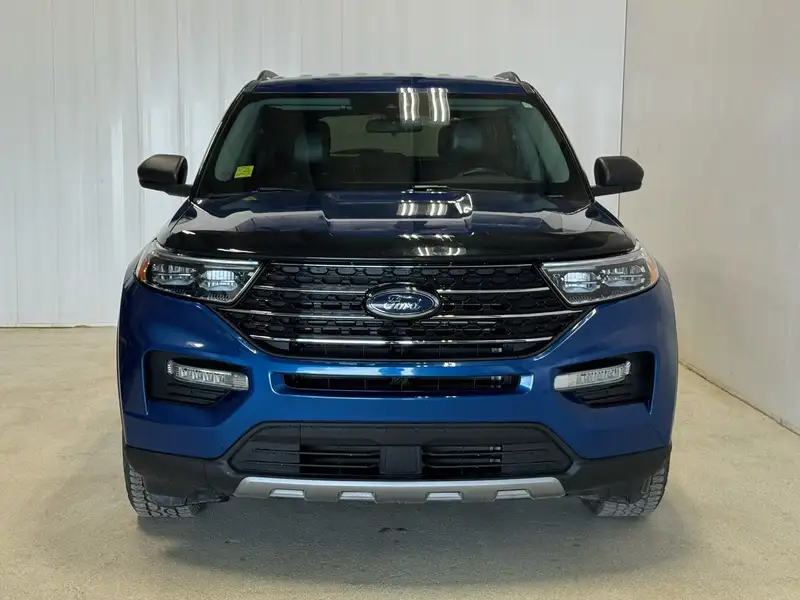 2022 Ford Explorer XLT | REVERSE CAMERA SYSTEM | NAVIGATON | HEATED, modrá, 229 707 km, dovoz Kanada — foto 3 z 12