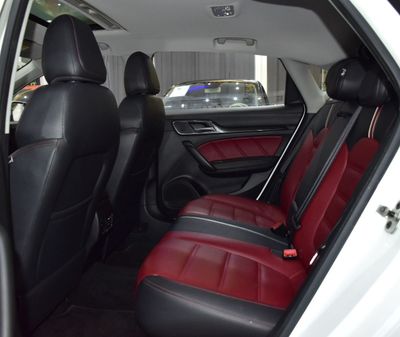 2022 Mg 6, bílá, 56 000 km, dovoz SAE — foto 16 z 16