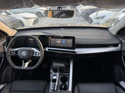 2024 Mg One COM, šedá, 0 km, dovoz SAE — foto 5 z 17