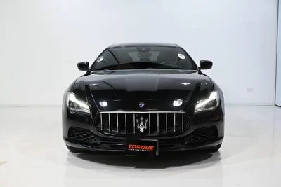 2021 Maserati Quattroporte Basic, černá, 100 041 km, dovoz SAE — foto 2 z 16