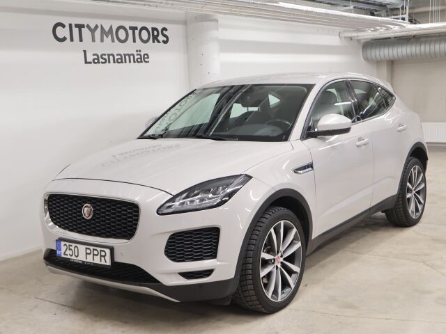 2018 Jaguar E-Pace, Estonsko — foto 1