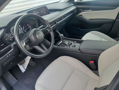 2025 Mazda 3 SELECT, šedá, 40 000 km, dovoz SAE — foto 9 z 14
