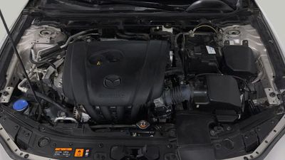 2024 Mazda 3 EVOLVE, béžová, 111 765 km, dovoz SAE — foto 16 z 16