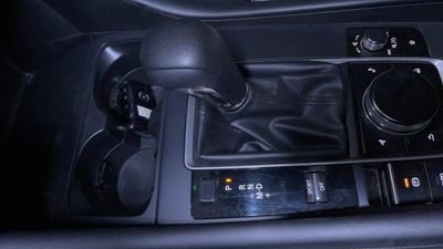 2025 Mazda 3 SELECT, modrá, 43 154 km, dovoz SAE — foto 12 z 16