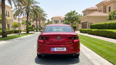 2025 Mazda 3 SELECT, červená, 42 031 km, dovoz SAE — foto 4 z 16