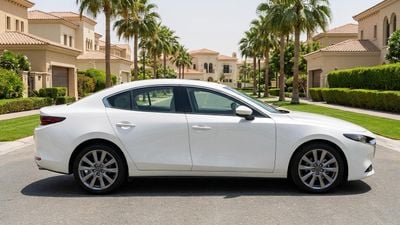 2025 Mazda 3 EVOLVE, bílá, 58 413 km, dovoz SAE — foto 3 z 16