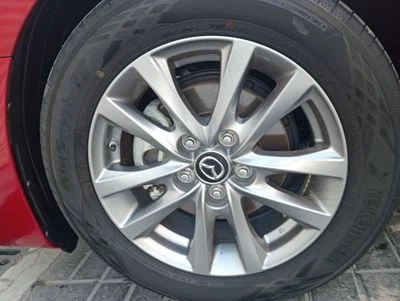 2025 Mazda 3 SELECT, Burgundy, 34 000 km, dovoz SAE — foto 11 z 16