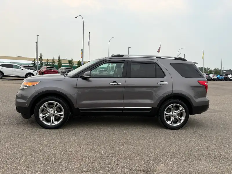 2014 Ford Explorer Limited, šedá, 125 538 km, dovoz Kanada — foto 2 z 12