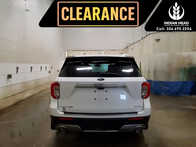 2023 Ford Explorer Limited 4WD, bílá, 140 000 km, dovoz Kanada — foto 5 z 12