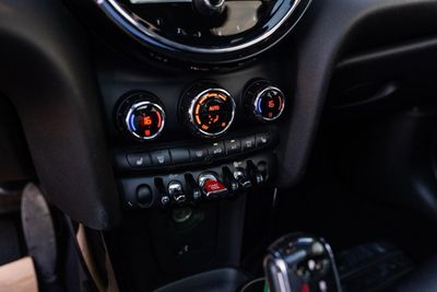 2022 MINI Cooper STANDARD, modrá, 22 500 km, dovoz SAE — foto 6 z 14