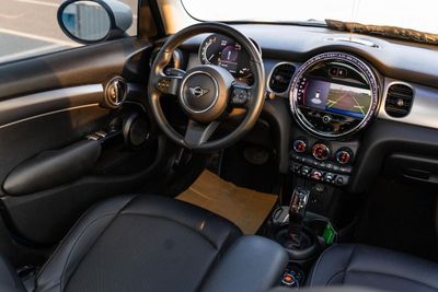 2022 MINI Cooper STANDARD, modrá, 22 500 km, dovoz SAE — foto 8 z 14