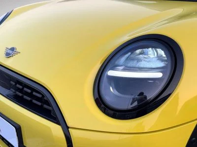 2025 MINI Cooper, žlutá, 150 km, dovoz SAE — foto 2 z 16