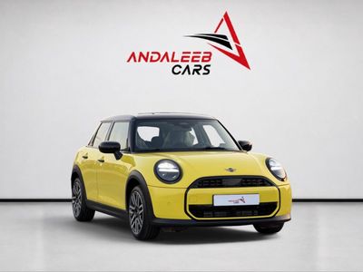 2025 MINI Cooper, žlutá, 150 km, dovoz SAE — foto 4 z 16