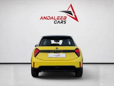 2025 MINI Cooper, žlutá, 150 km, dovoz SAE — foto 5 z 16