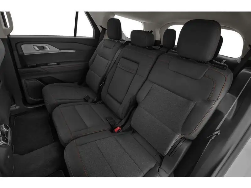 2026 Ford Explorer Active 200a Pkg, šedá, 0 km, dovoz Kanada — foto 7 z 10