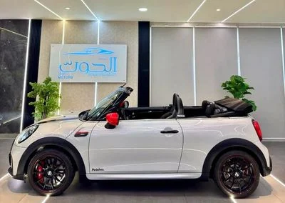 2022 MINI Cooper, bílá, 50 800 km, dovoz SAE — foto 11 z 16