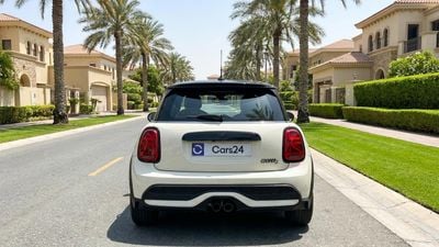 2022 MINI Cooper S, béžová, 61 235 km, dovoz SAE — foto 4 z 16