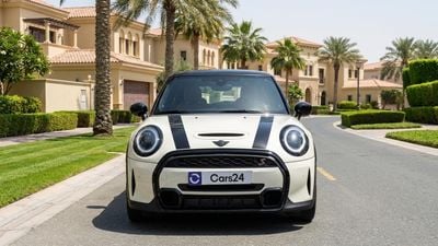 2022 MINI Cooper S, béžová, 61 235 km, dovoz SAE — foto 6 z 16