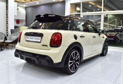 2022 MINI Cooper ., bílá, 53 000 km, dovoz SAE — foto 6 z 16