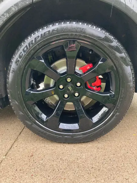 2020 Ford Explorer ST, šedá, 147 500 km, dovoz Kanada — foto 3 z 5