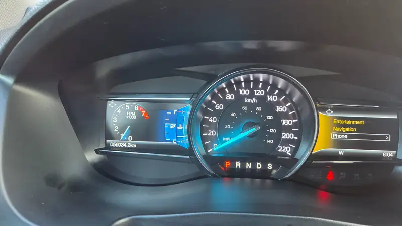 2019 Ford Explorer XLT, černá, 56 100 km, dovoz Kanada — foto 2 z 12