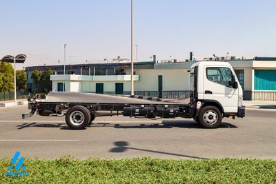 2024 Mitsubishi Canter STD, bílá, 11 km, dovoz SAE — foto 8 z 30