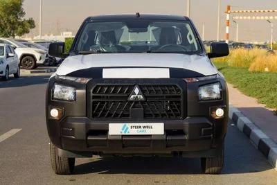 2027 Mitsubishi L200, černá, 0 km, dovoz SAE — foto 2 z 27