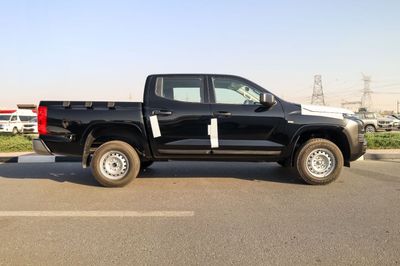 2027 Mitsubishi L200, černá, 0 km, dovoz SAE — foto 7 z 27