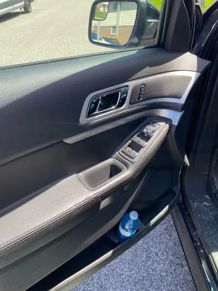 2014 Ford Explorer XLT, zelená, 207 221 km, dovoz Kanada — foto 9 z 12