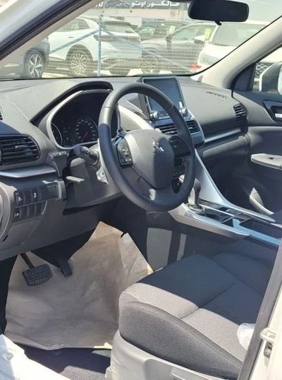 2023 Mitsubishi Eclipse, bílá, 0 km, dovoz SAE — foto 11 z 16