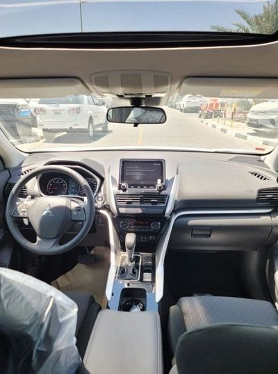 2024 Mitsubishi Eclipse, bílá, 0 km, dovoz SAE — foto 10 z 16
