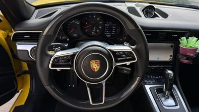 2012 Porsche 911, žlutá, 77 240 km, dovoz SAE — foto 5 z 14