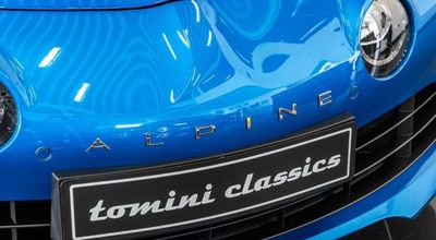 2024 Renault Alpine, modrá, 25 km, dovoz SAE — foto 15 z 18