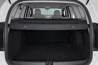 2022 Renault Duster PE, bílá, 85 052 km, dovoz SAE — foto 14 z 16
